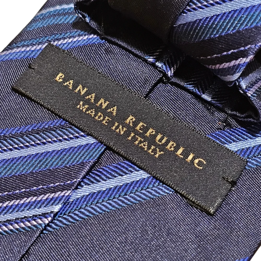BANANA REPUBLIC TIE